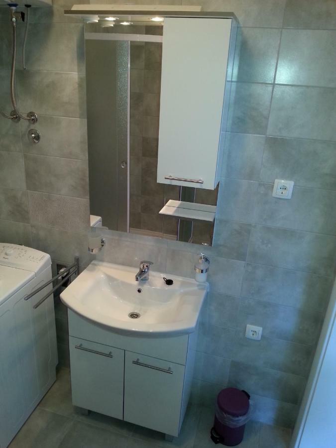 Studio Apartment Luce Маріна Екстер'єр фото