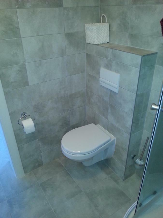 Studio Apartment Luce Маріна Екстер'єр фото